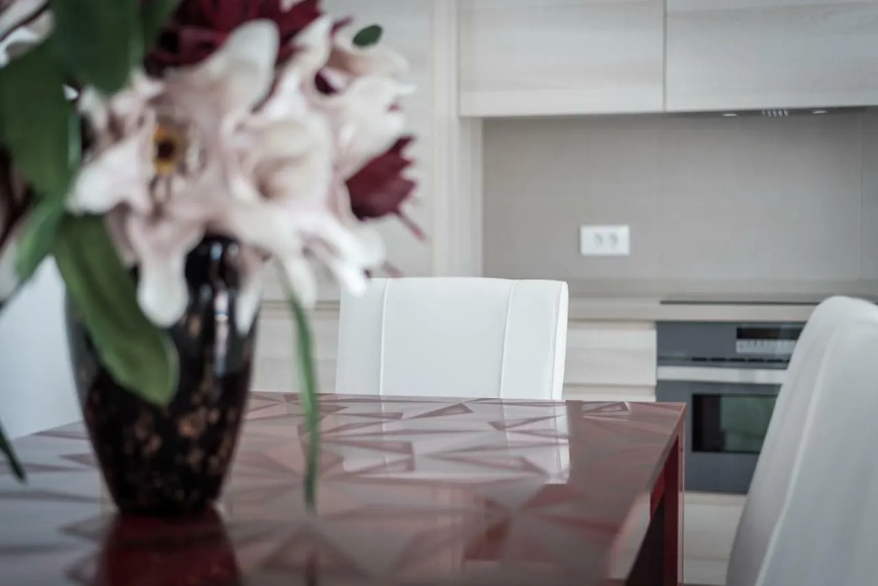 Luxurious 5* Villa - 300M2 - Private Heated Pool - Garage - Wifi 滨海帕尔姆